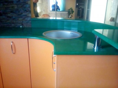 Фигурная столешница с фартуком для кухни - Аглокварцит 7700 MALACHITE(3244) - март 2017