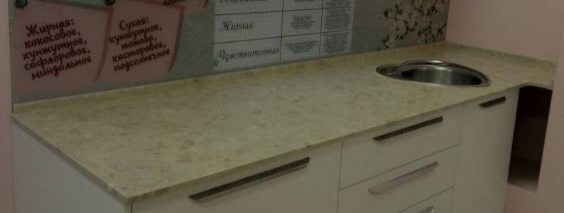 Столешница с вырезом "Сердечко" - Агломрамор A103 BOTTICINO(3234) - июнь 2017