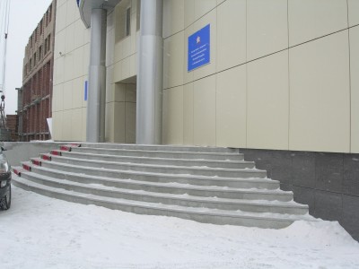 Входная группа в офисное здание - Гранит МАНСУРОВСКИЙ(23) - март 2008