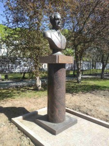памятник Патоличеву - Гранит БАЛТИЙСКИЙ, Гранит ЮЖНО-СУЛТАЕВСКИЙ(5911) - декабрь 2020